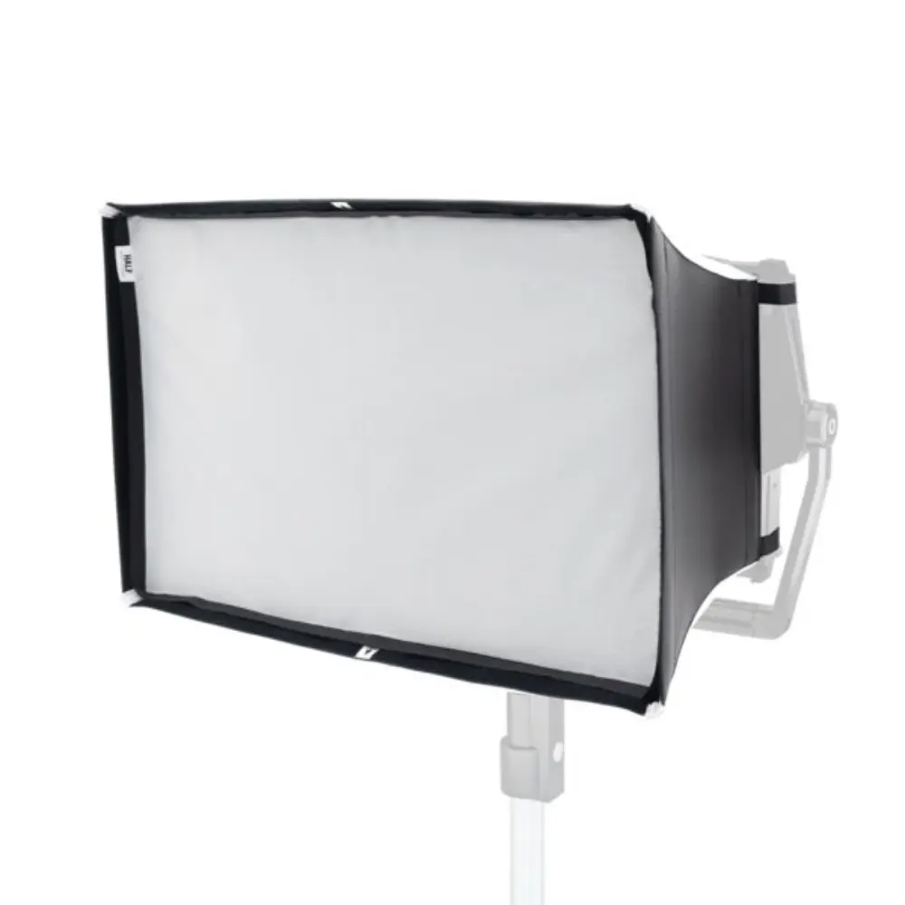 LP_937-0003_Astra-IP-2x1-Snapbag-Softbox_01_Ghosted-600x600-c (1).webp